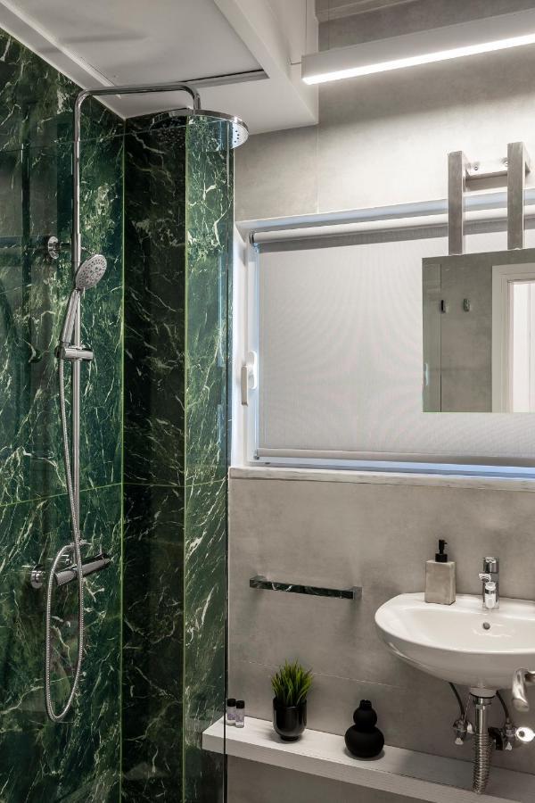Luxury Studio Apartment Next To The Acropolis Афины Экстерьер фото